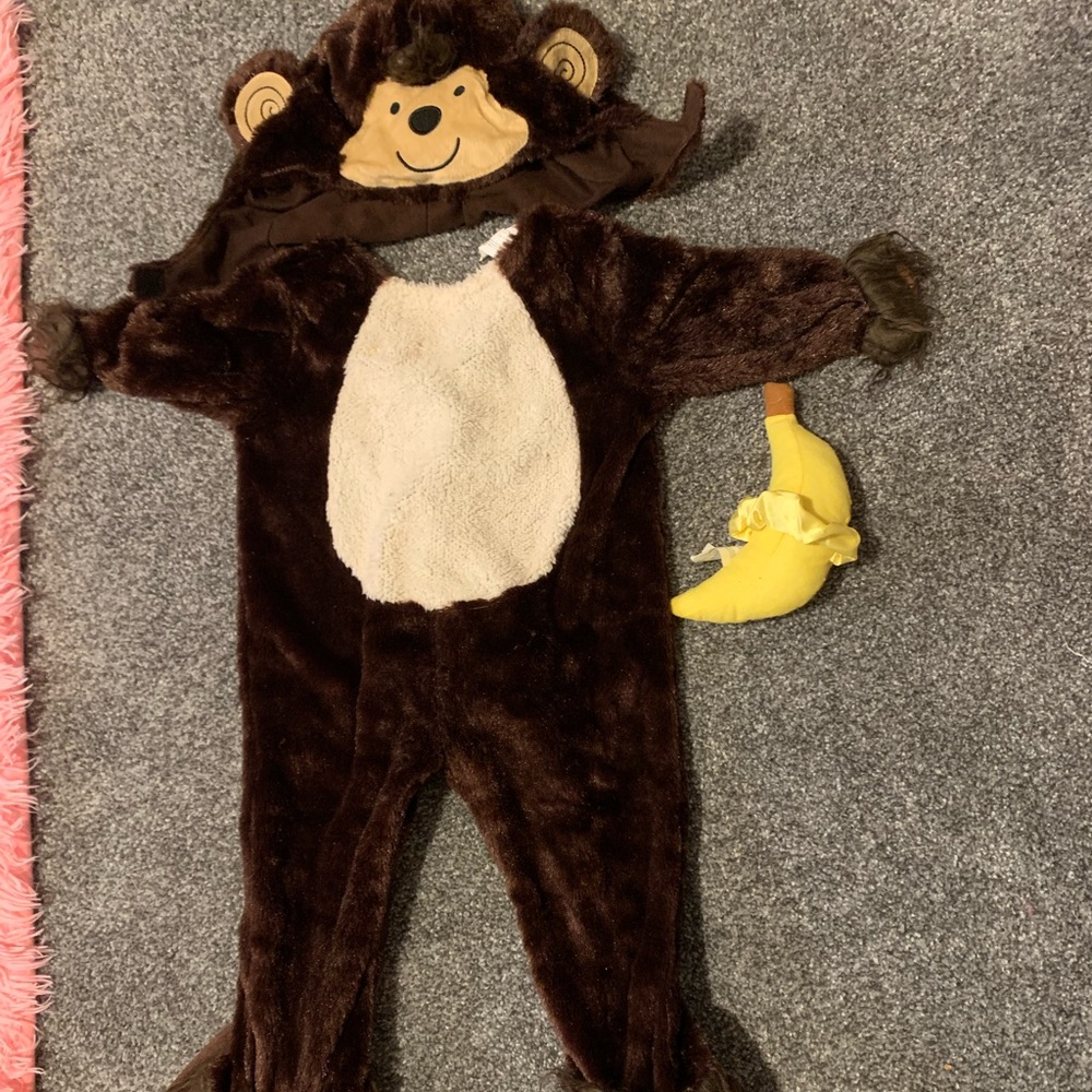 Cute monkey costume. (12-18months)
